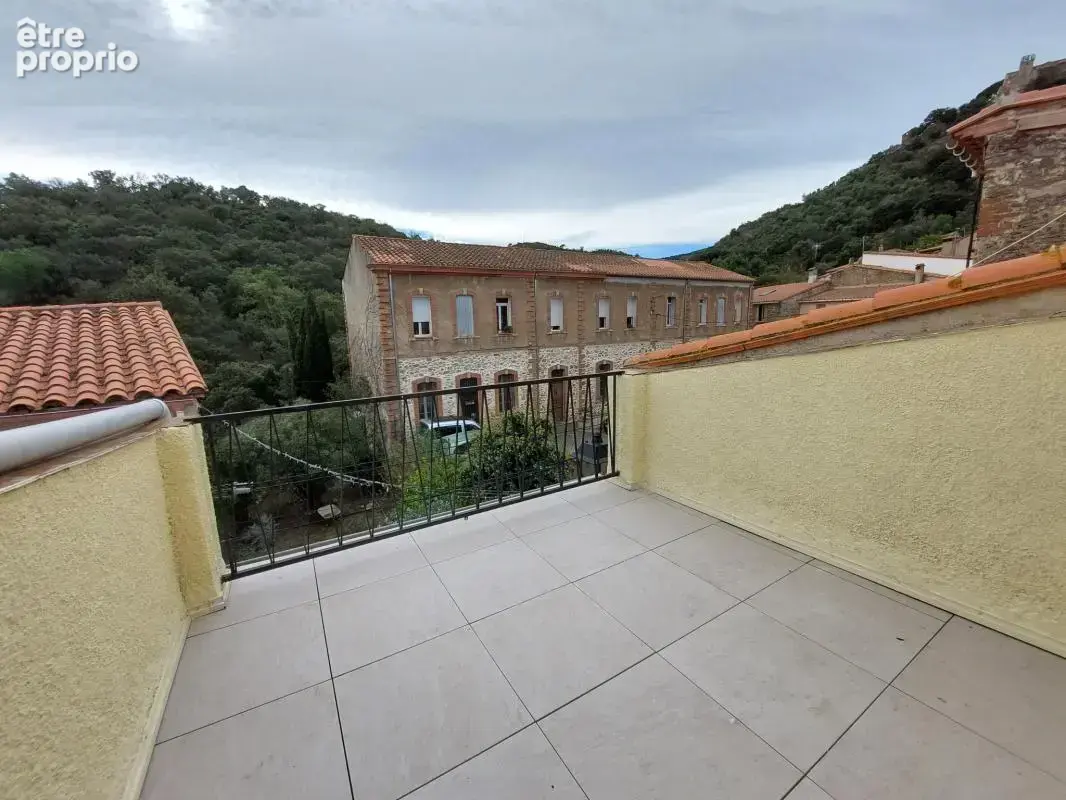 Maison de village rénovée avec garage, cour et terrasse - photo 6