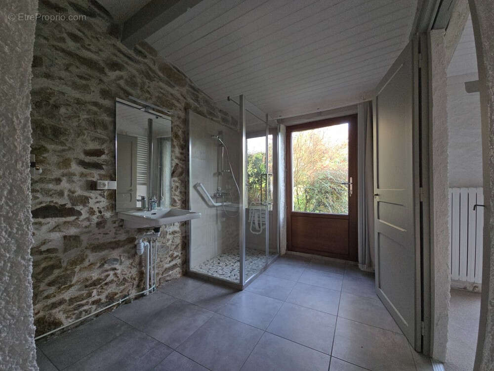 Maison à BOUGUENAIS