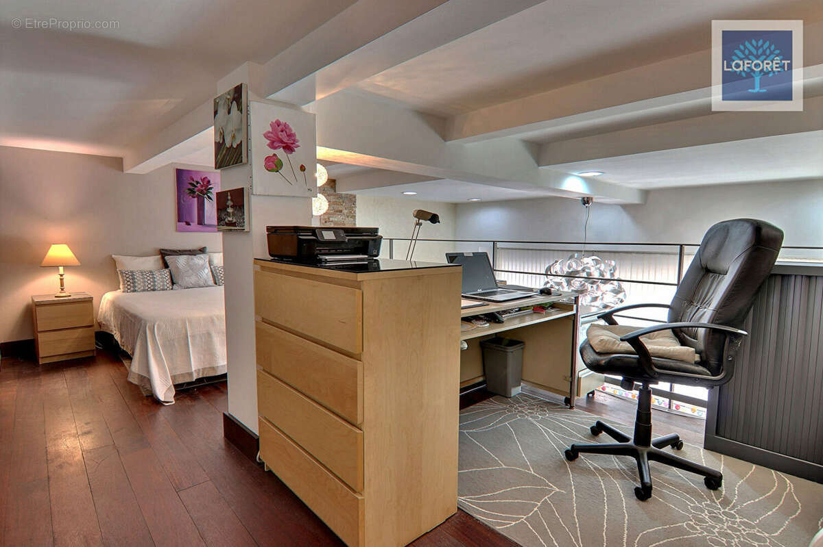 Appartement à VALLAURIS