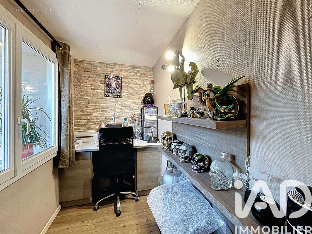 Maison 158 m² à Espes-Undurein  - photo 7