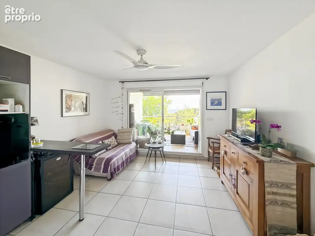 Appartement viager à vendre occupé 2 pièces SAINT GILLES LES BAINS (974) - photo 2