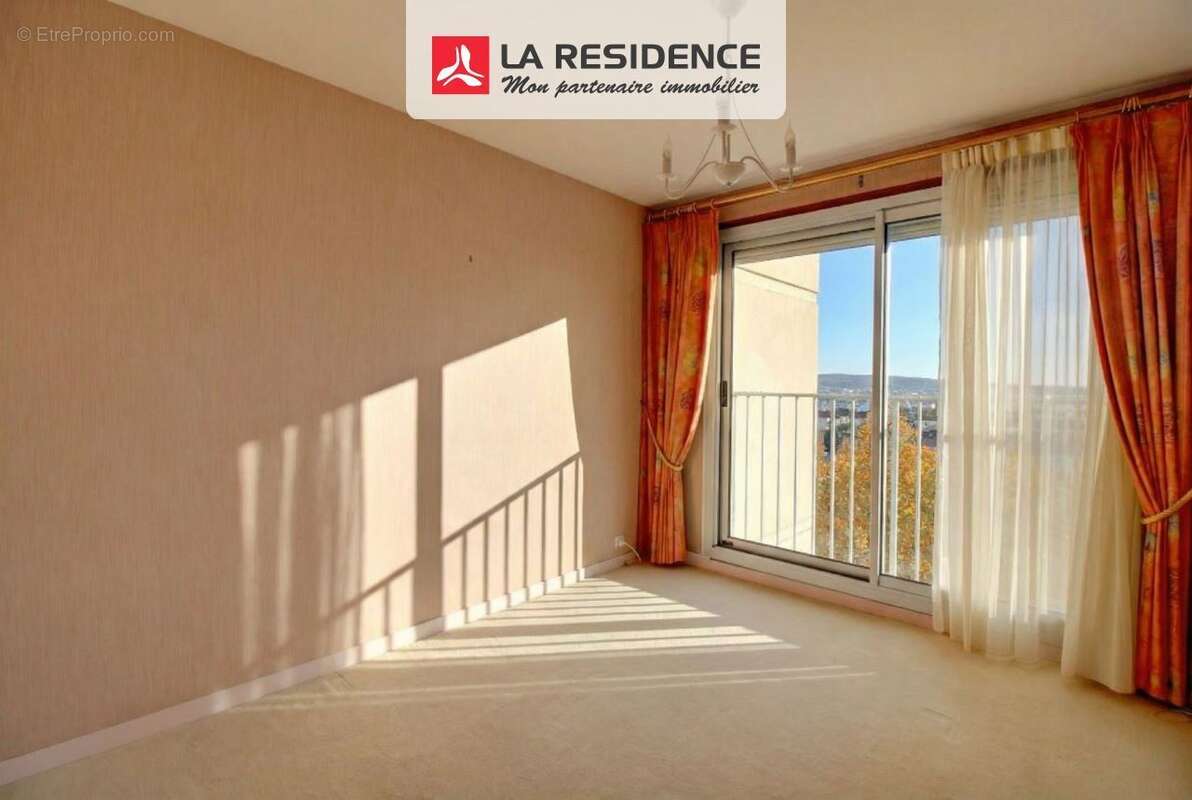 Appartement à POISSY