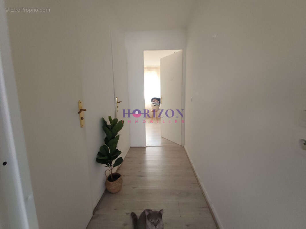 Appartement à PERSAN
