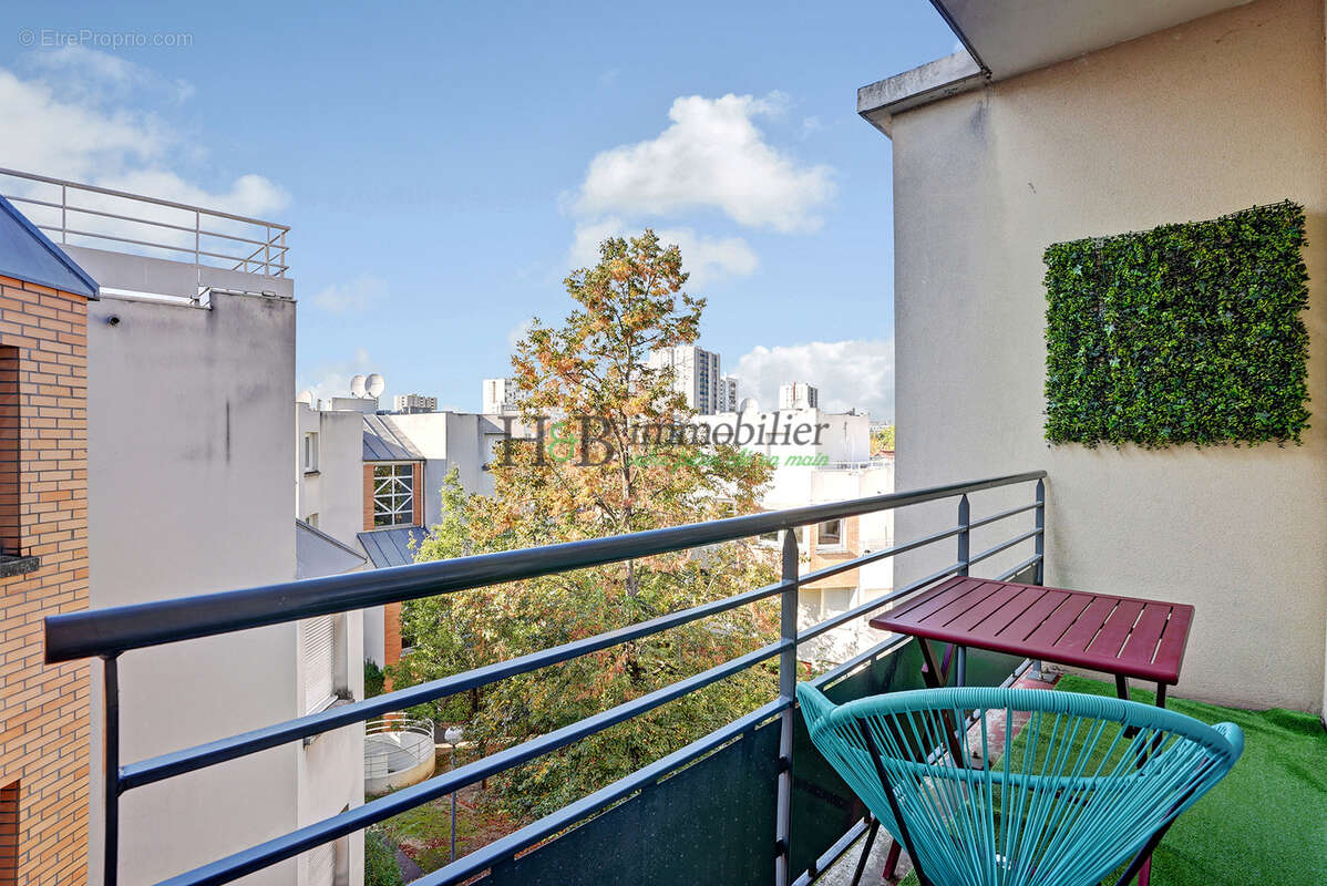 Appartement à AUBERVILLIERS