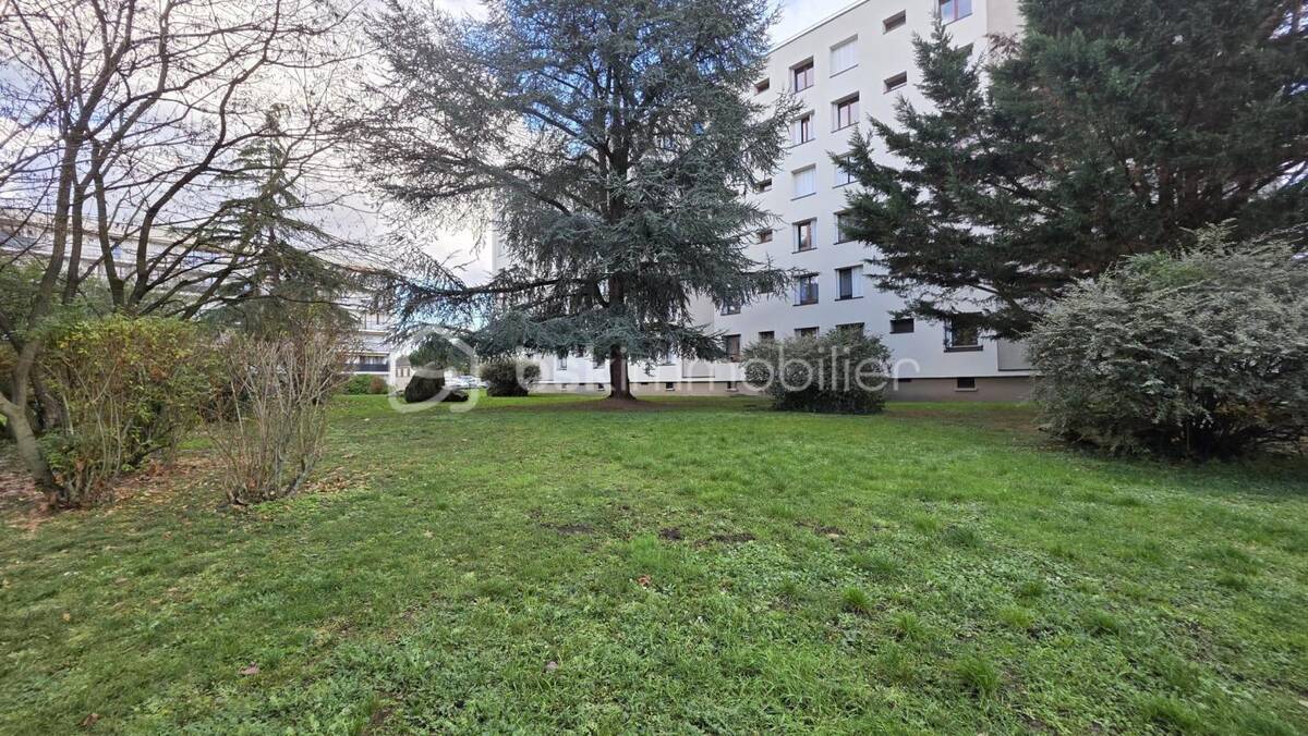 Appartement à CORBEIL-ESSONNES