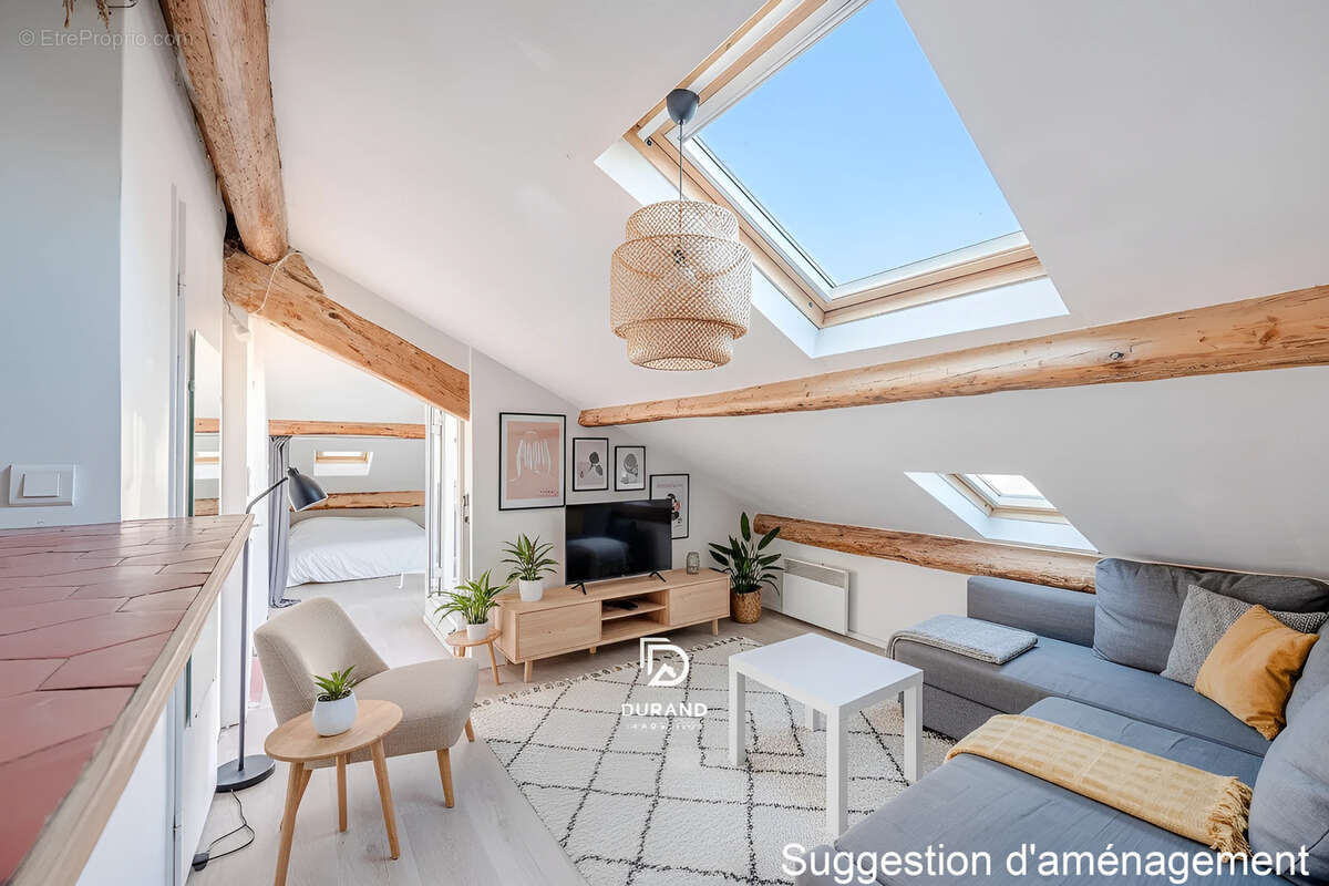 Appartement à MARSEILLE-6E