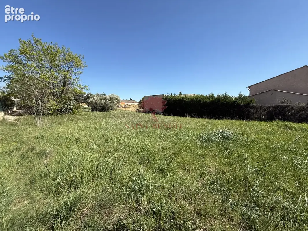Photo Terrain à Montpeyroux au prix de 178 000€