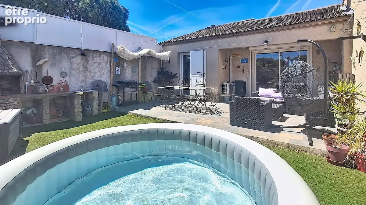 Maison type 4 mitoyenne avec jardin ,garage et 1 place de parking privative - photo 1