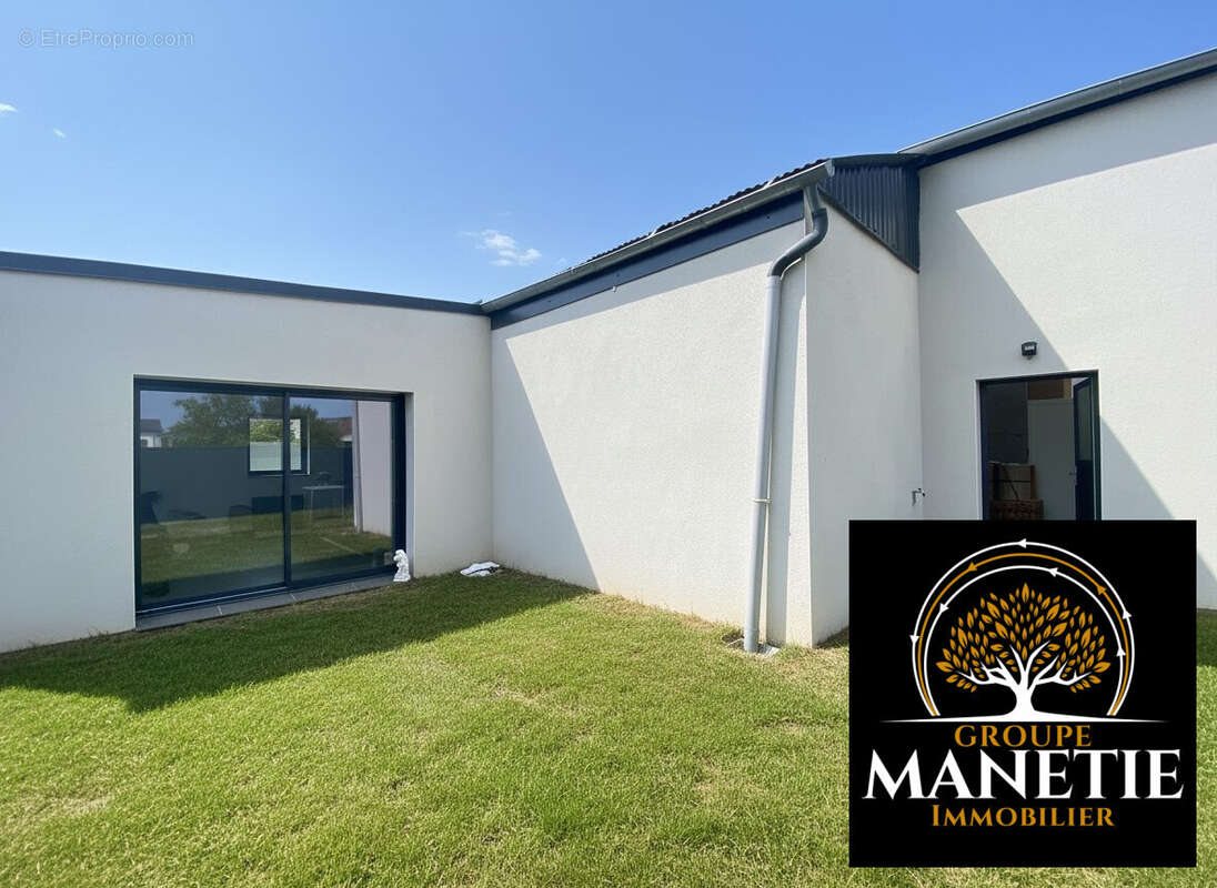 Commerce 263 m² à Dainville  - photo 2