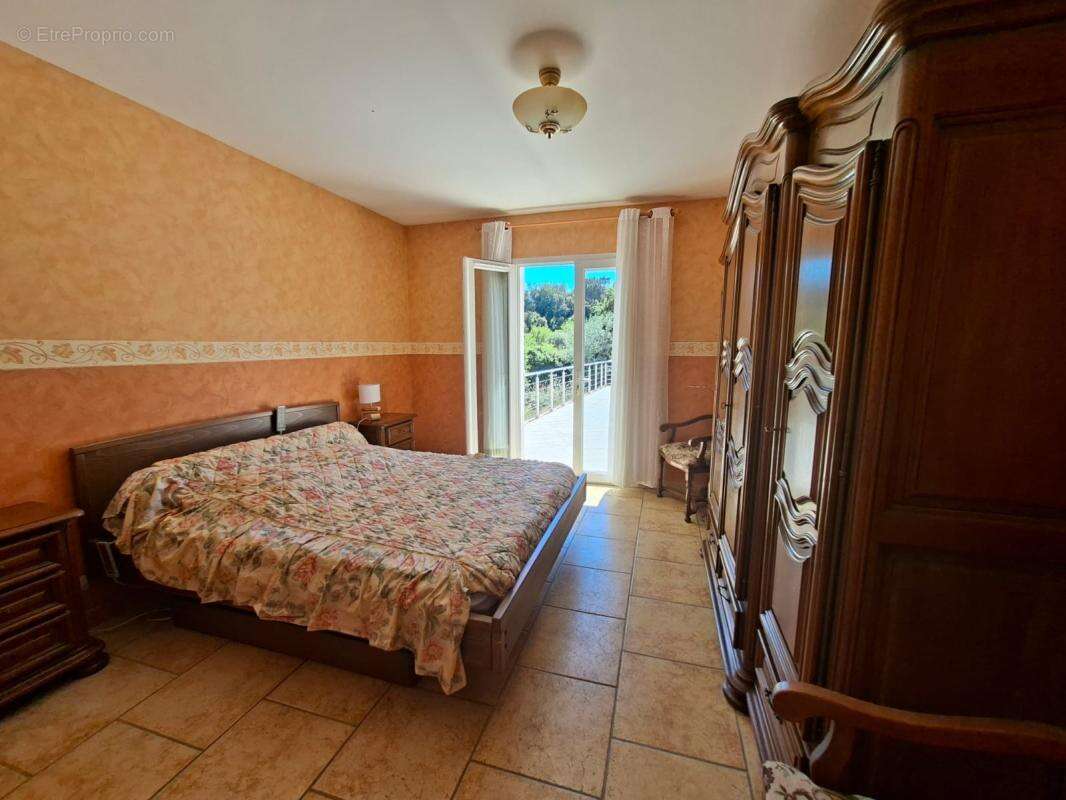 Maison à LA MOTTE