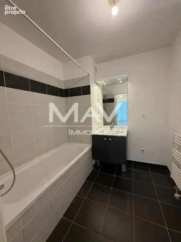 Appartement 3 pièces 59 m² à vendre à Lesquin (59810) - photo 11