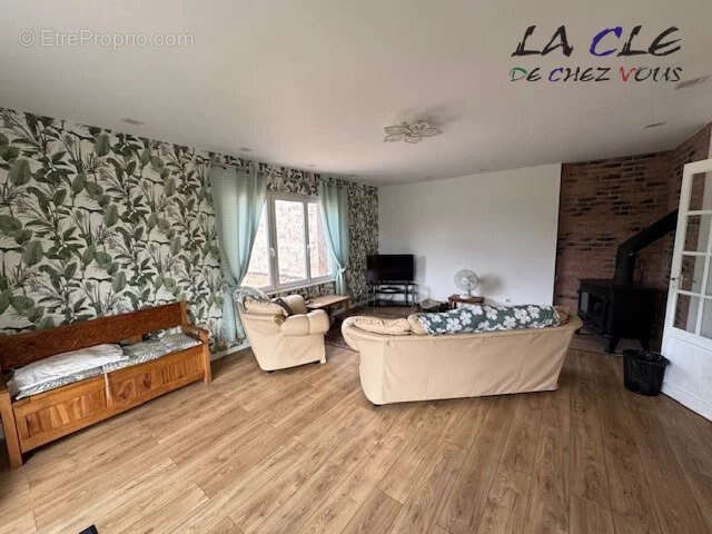 Maison à COULONGES-SUR-L&#039;AUTIZE