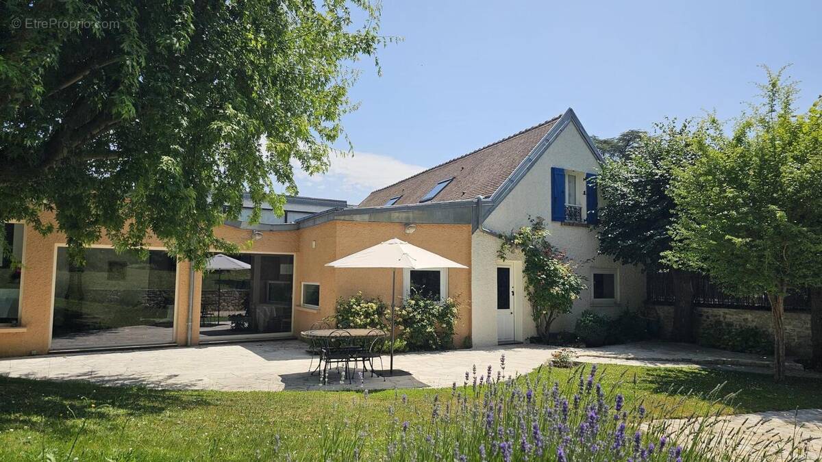 Photo 1 - Maison à VILLENNES-SUR-SEINE
