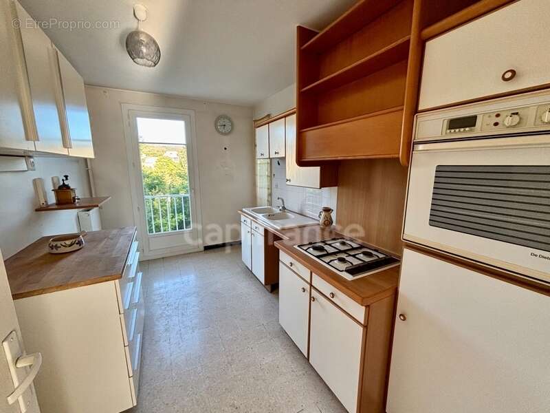 Appartement à vendre 4 pièces LA CIOTAT (13) - photo 3
