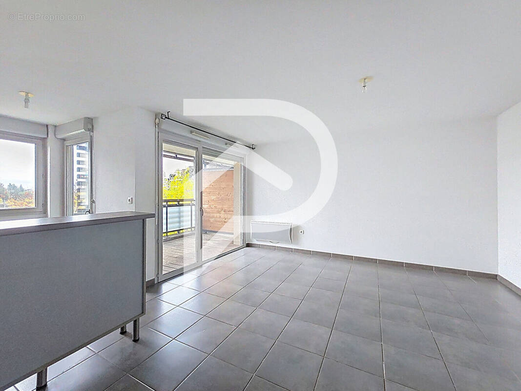 Appartement à COLOMIERS