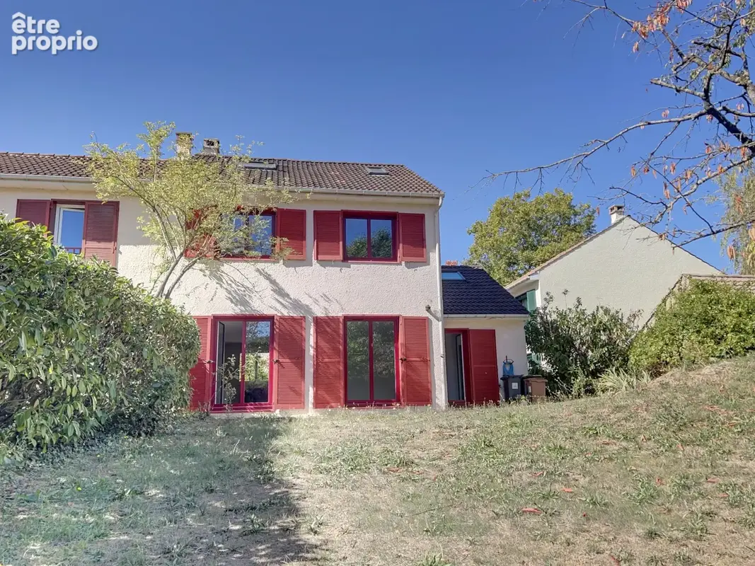 Photo Maison à Montesson au prix de 630 000€