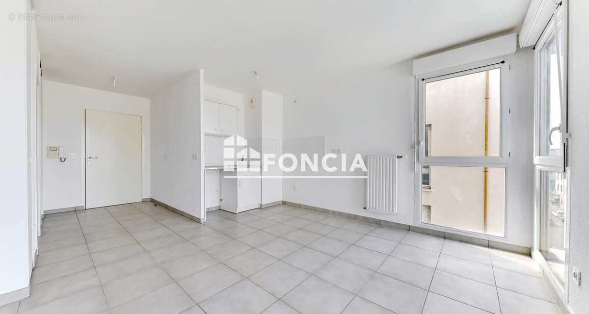 Appartement à LYON-8E