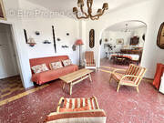 Appartement à MAUGUIO