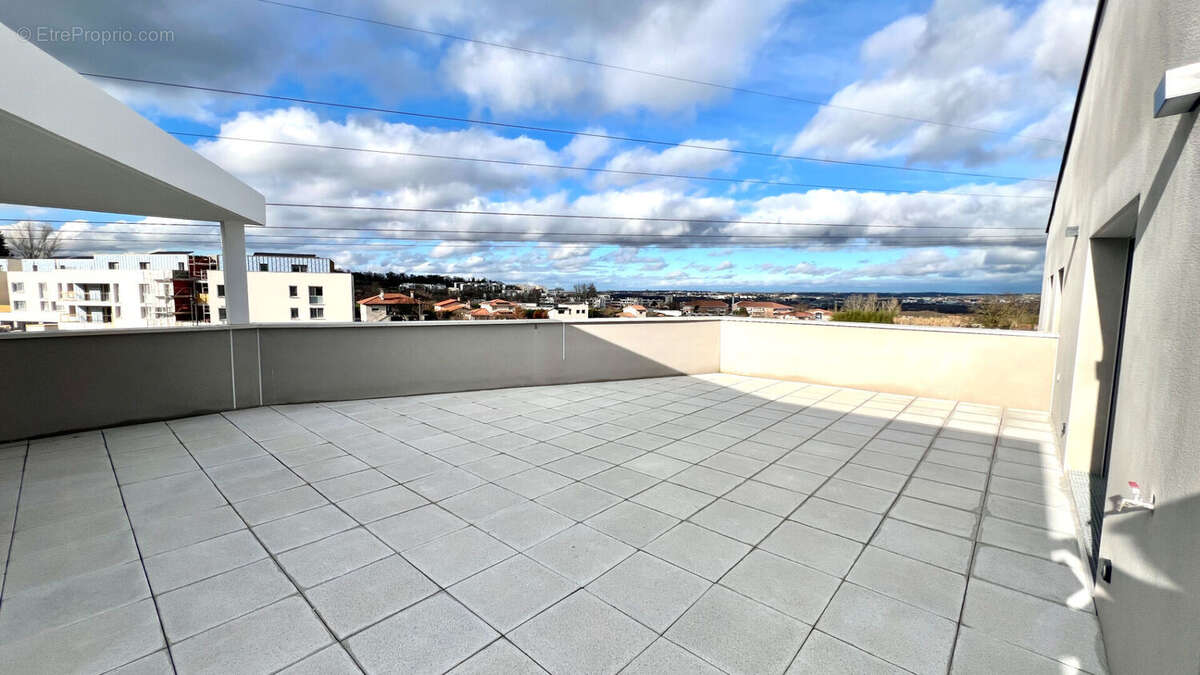 Appartement à AUZEVILLE-TOLOSANE