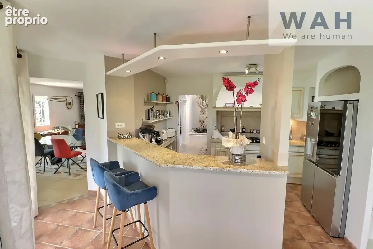 Villa familiale, 7 pièces, 5 chambres avec garage et piscine - photo 11