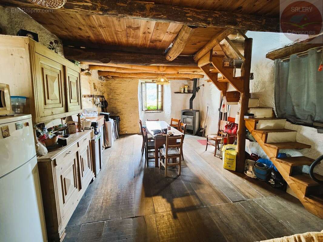 Authentique Mas cévenol en pierre avec vue dégagée - photo 8