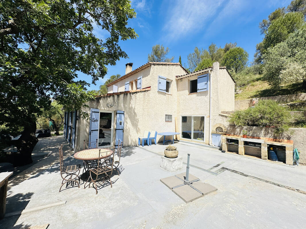 Maison à LE VAL