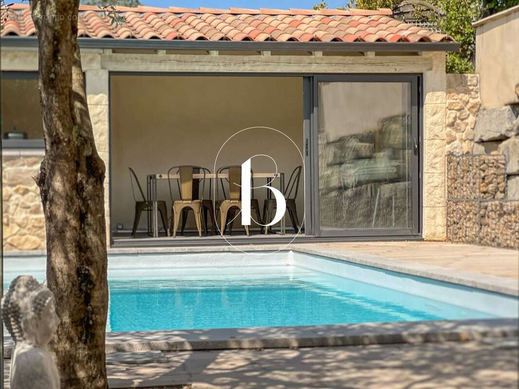 Maison 120 m² à Saint-Ambroix  - photo 7