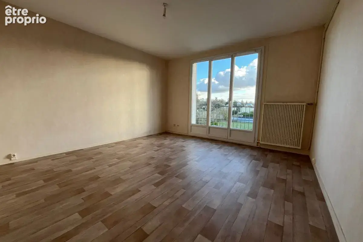 Ligueil - Appartement T5 - photo 2