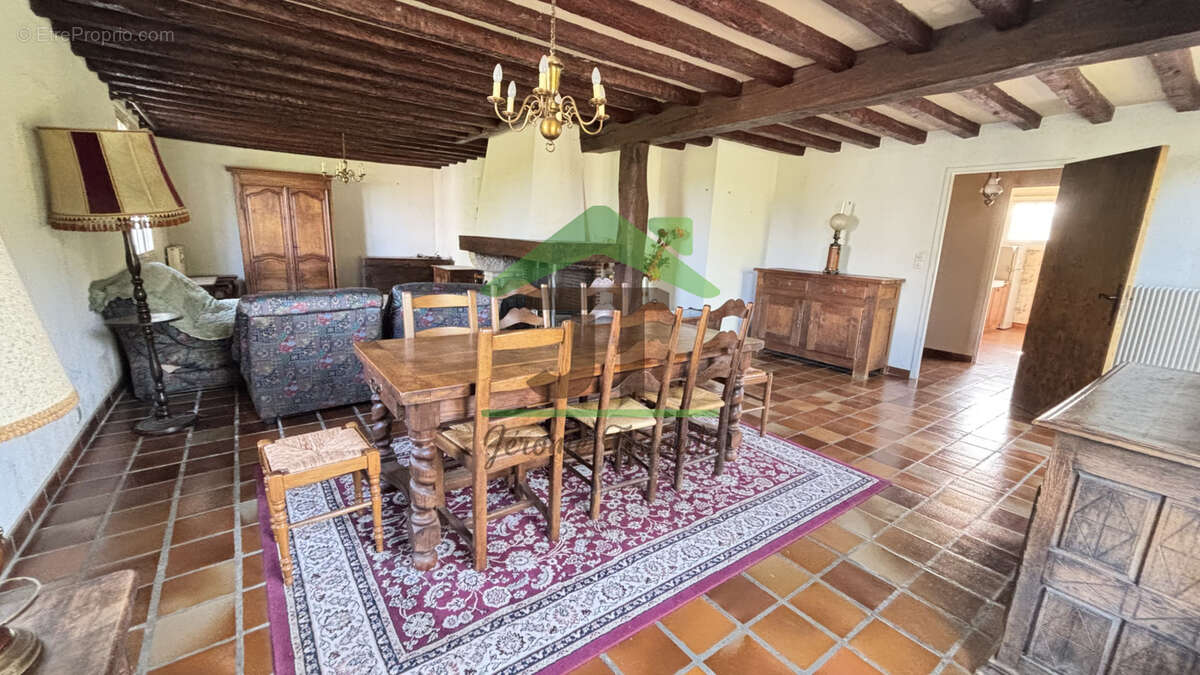 Maison à CLOYES-SUR-LE-LOIR