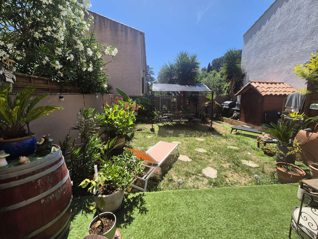 Maison à HYERES