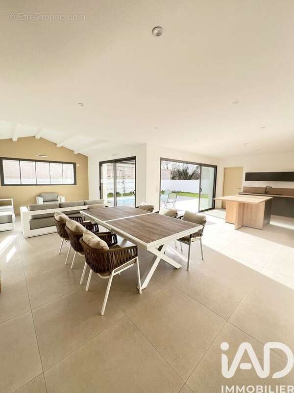 Photo 3 - Maison à ANGOULINS