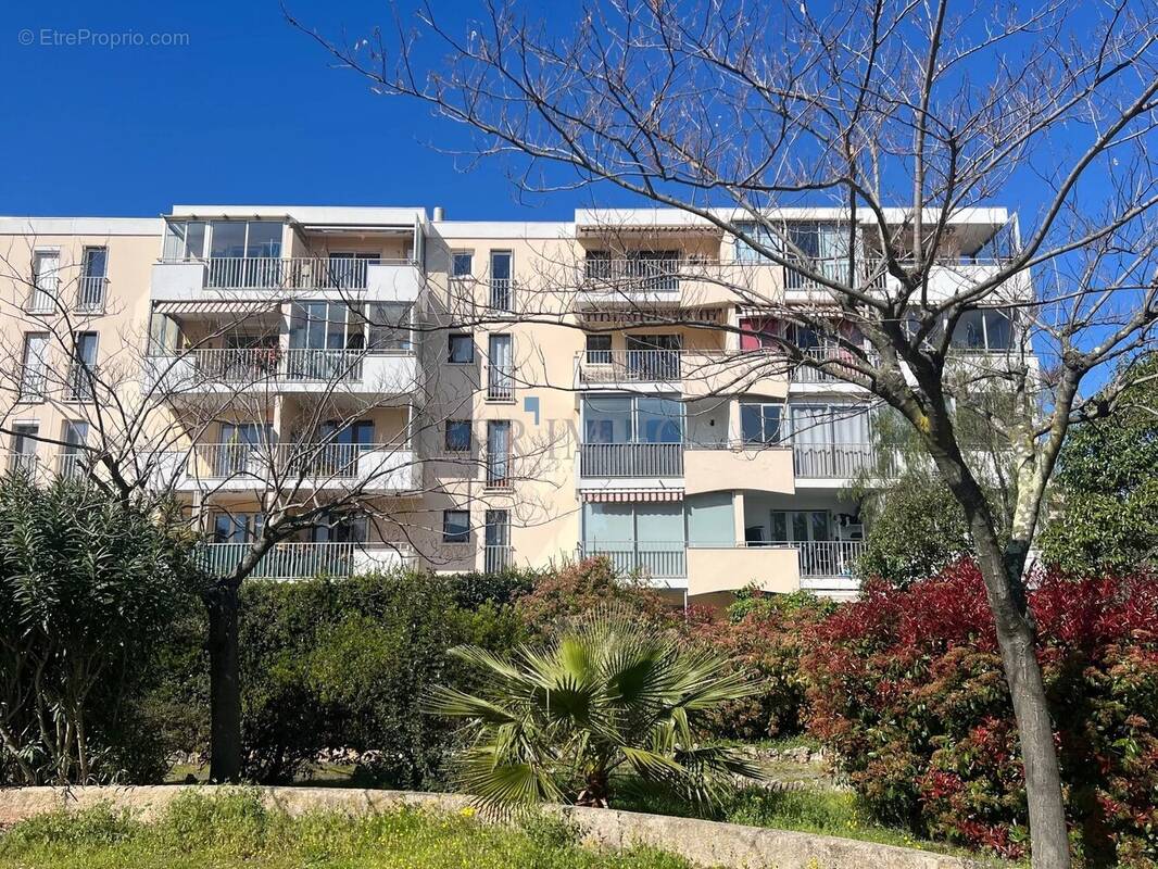 Appartement à FREJUS