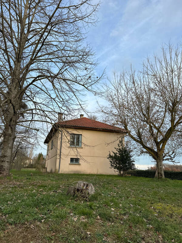 Maison à MAUVEZIN