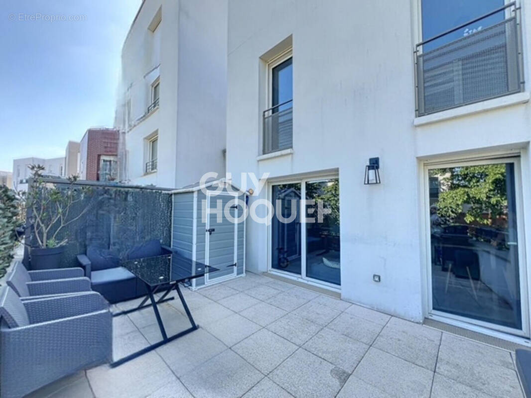 Appartement à STAINS