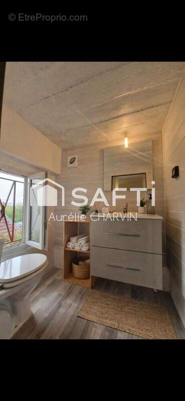 Photo 2 - Appartement à LONS-LE-SAUNIER