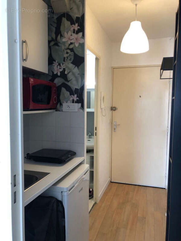 Appartement 20 m² à Lons  - photo 3