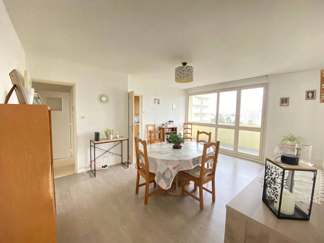 Appartement à SAINT-QUENTIN