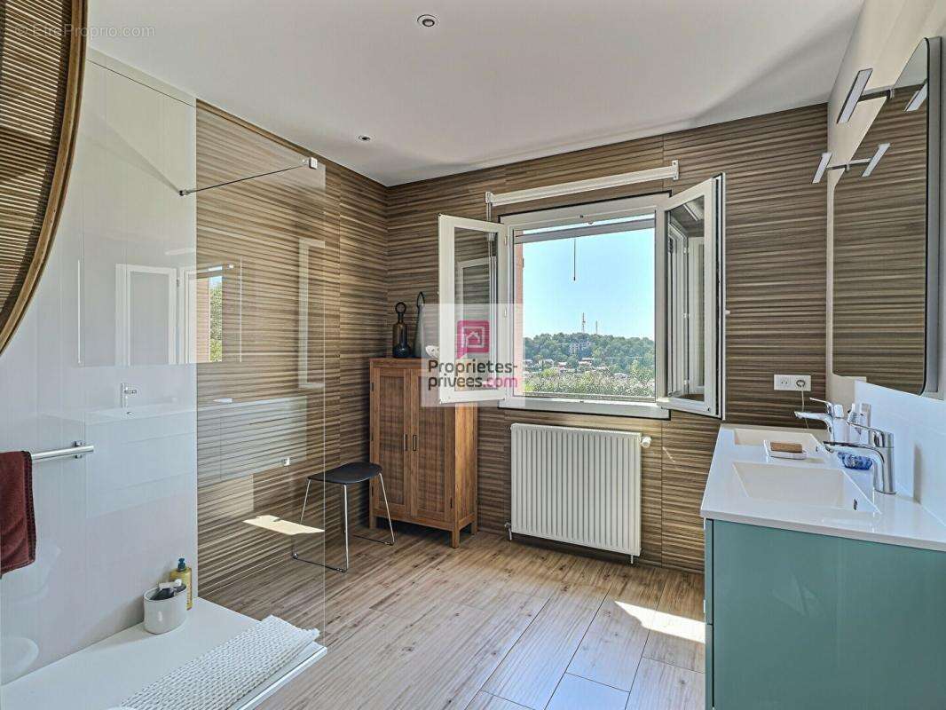 Maison Draguignan 6 pièce(s) 140 m2 - photo 9