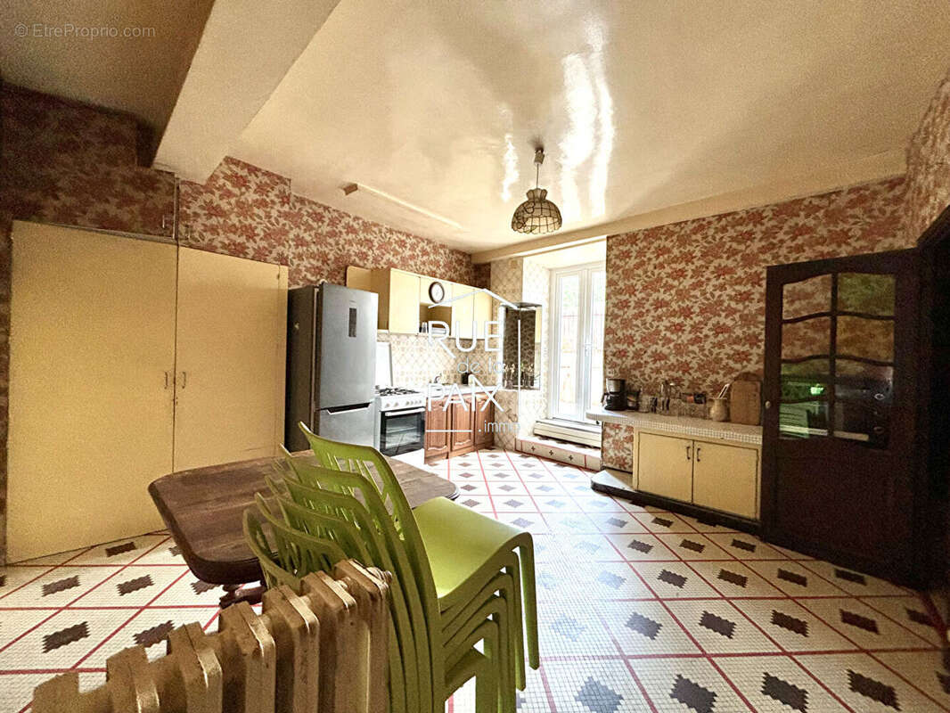 NOUVEAUTE - Maison à Parthenay proche des commodités - photo 3