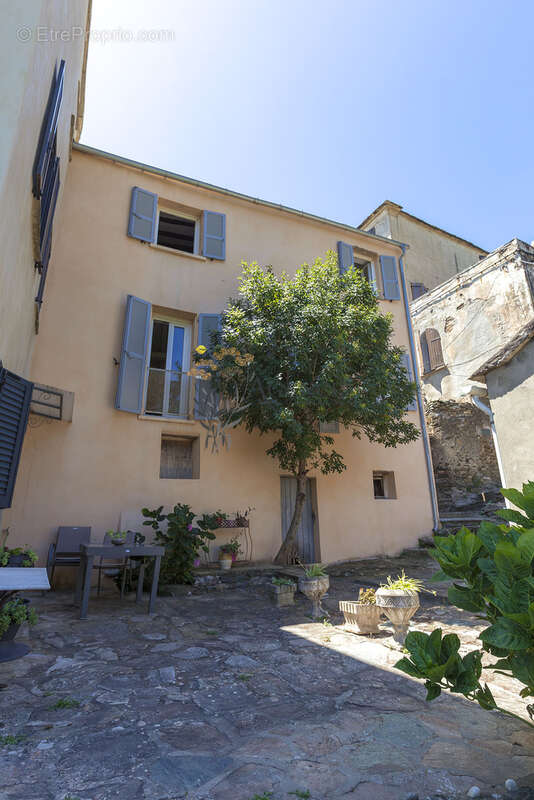 Maison à BRANDO