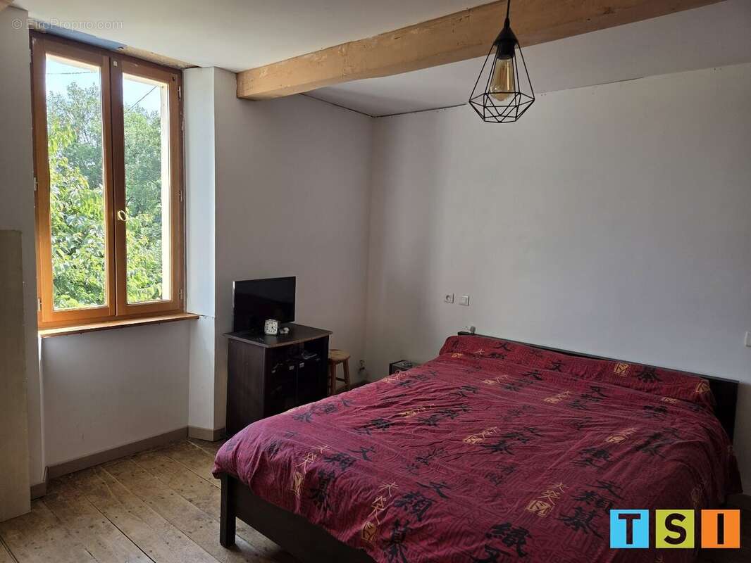 Maison à L&#039;ISLE-EN-DODON