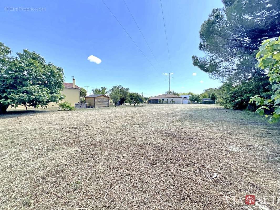 Terrain à MARAUSSAN