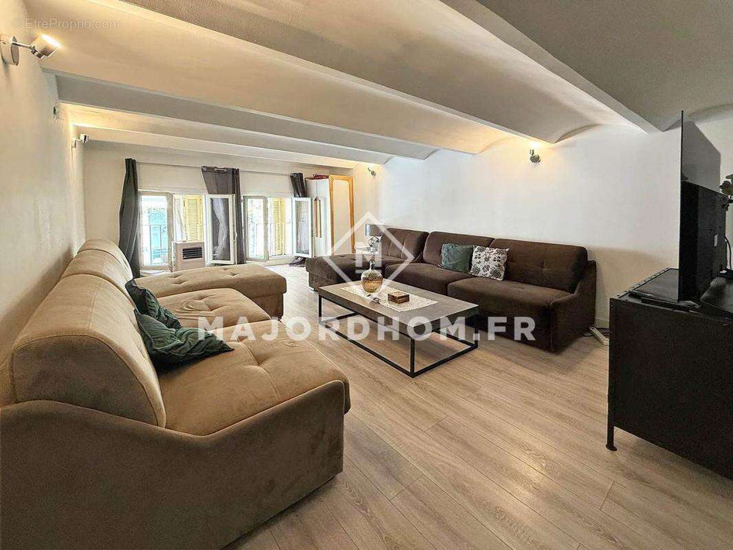 Appartement à MARSEILLE-2E