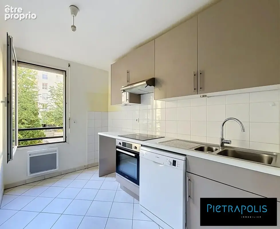 Appartement 2 pièces 45 m² à vendre à Lyon-6e (69006) - photo 4