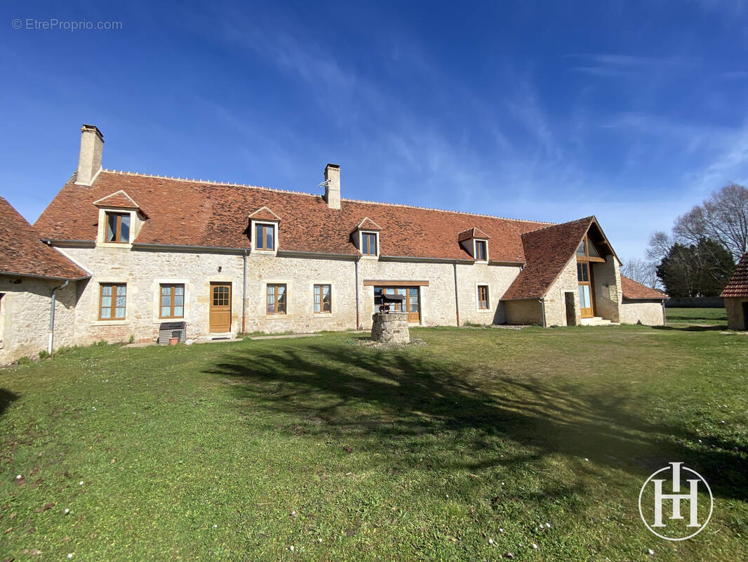 Maison à CHARENTON-DU-CHER