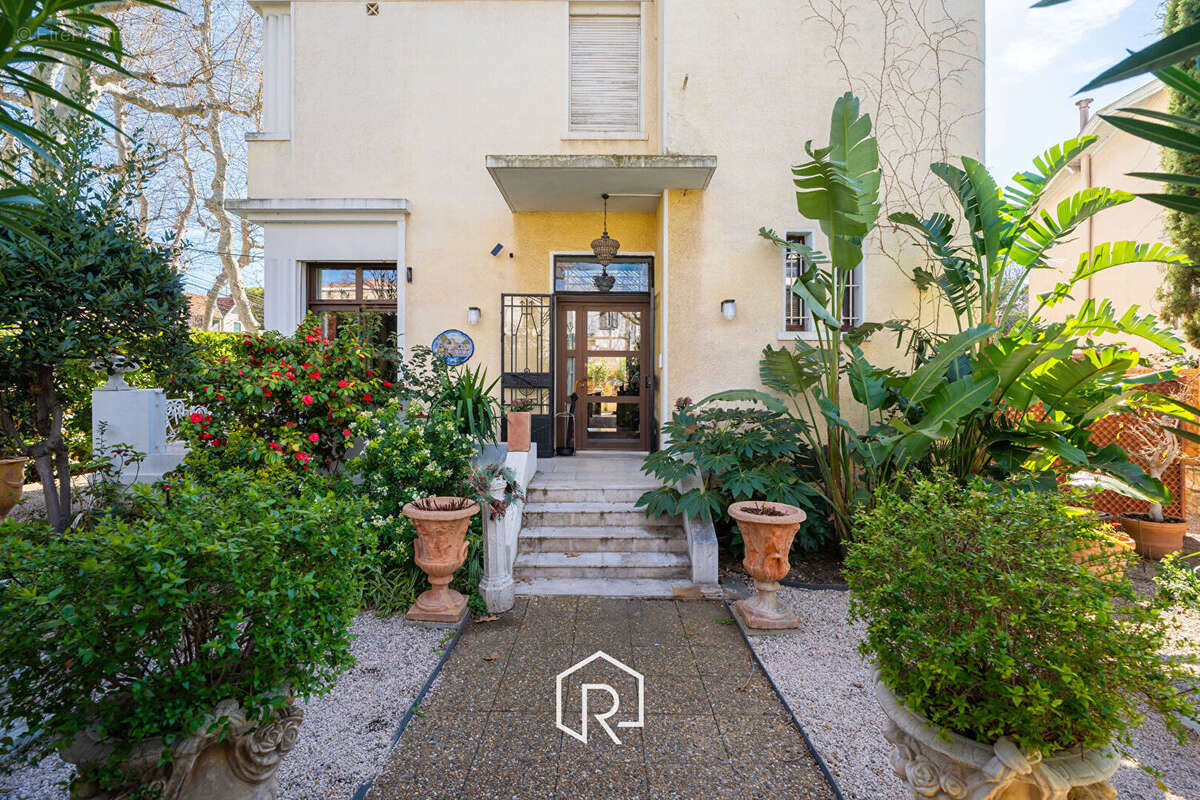 Maison à MARSEILLE-12E