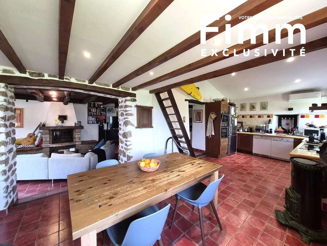 Maison à CHUYER