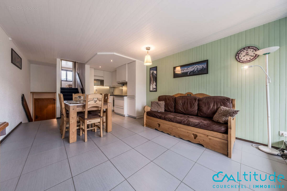 Appartement à LA PERRIERE