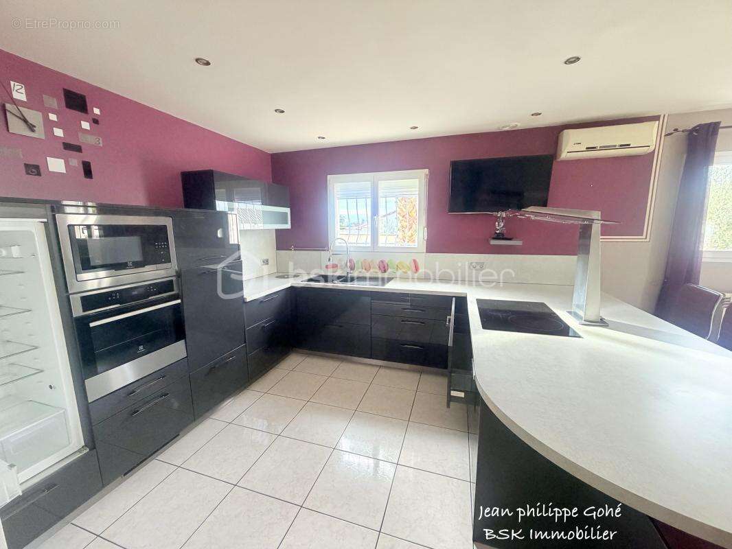 Maison à LIGNAN-SUR-ORB