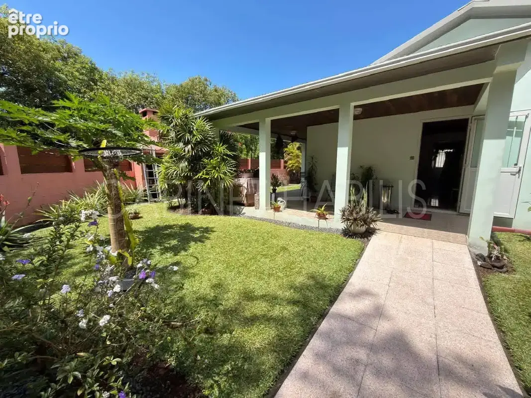 A vendre - une maison f3 de 63.73 m2 environ - saint-philippe - 210 000 € - photo 3